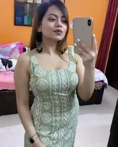 Call Girl in Cuncolim